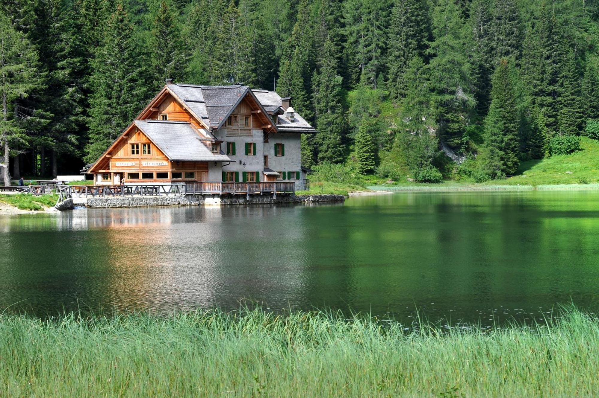 Rifugio Lago Nambino Madonna Zewnętrze zdjęcie