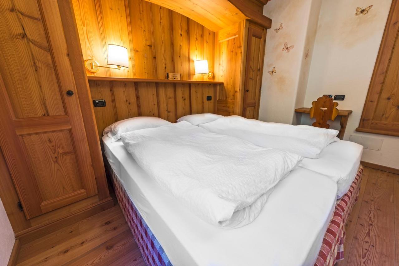 Rifugio Lago Nambino Madonna Zewnętrze zdjęcie